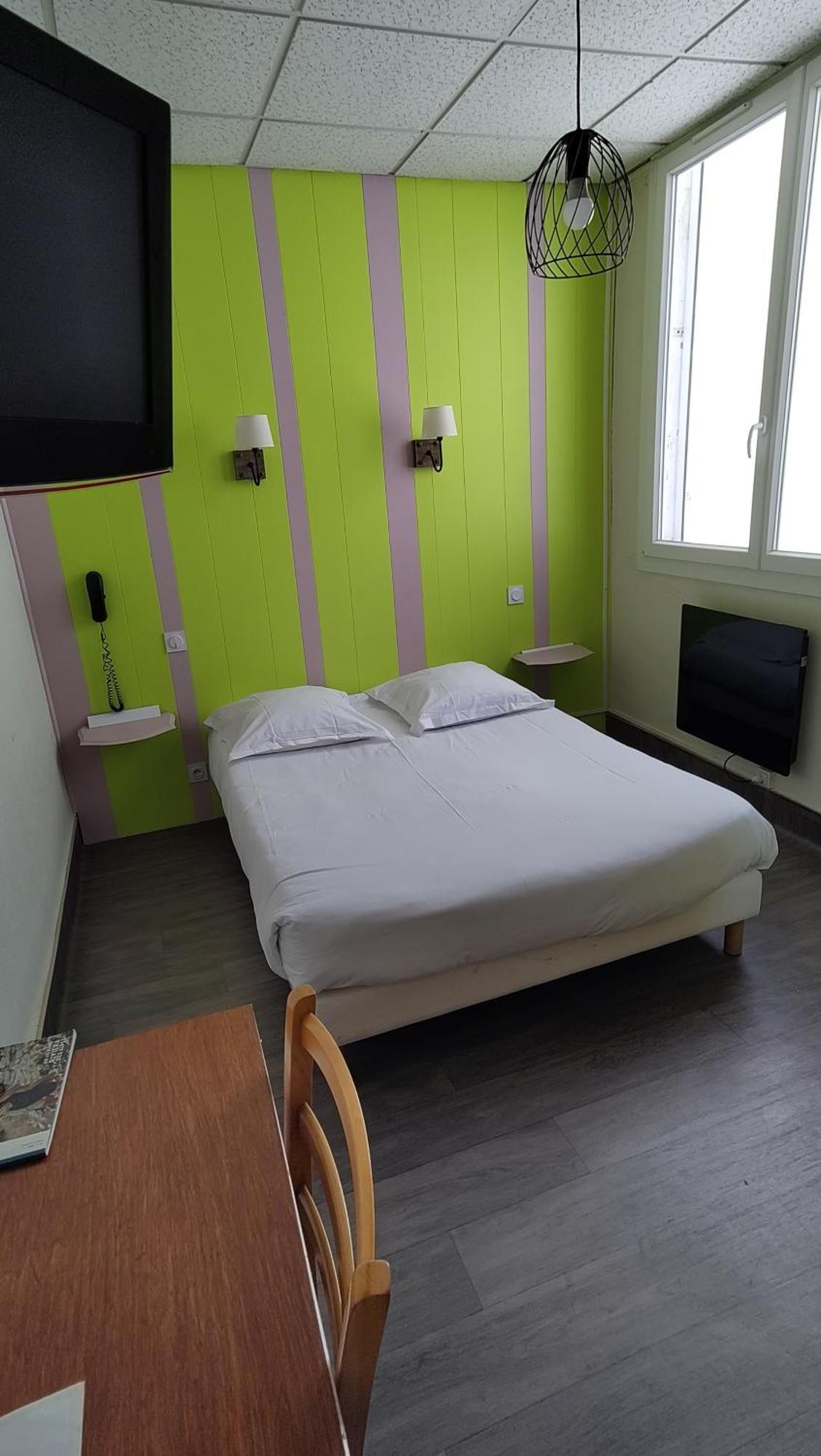 Hotel Le Colibri Aix-les-Bains Ngoại thất bức ảnh