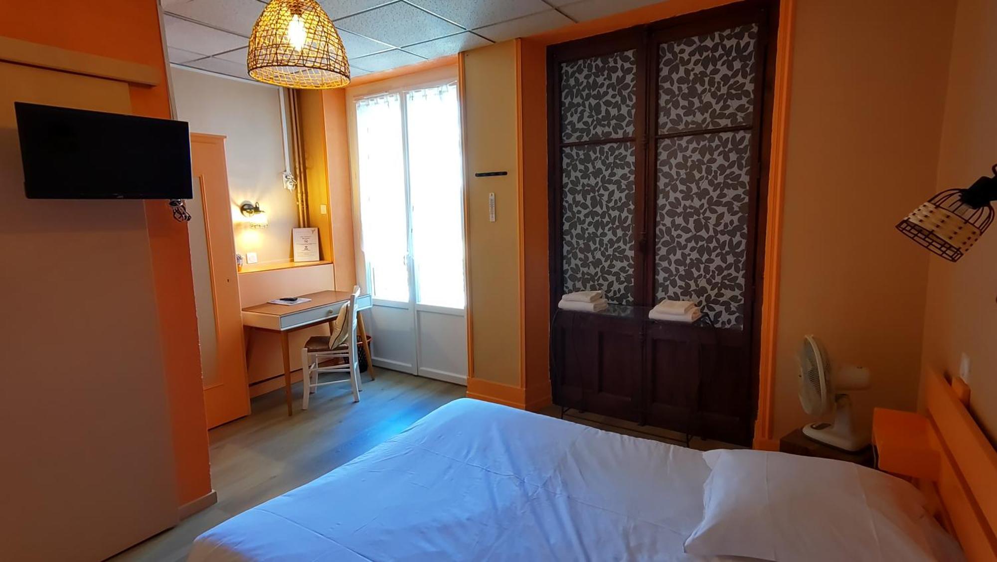 Hotel Le Colibri Aix-les-Bains Ngoại thất bức ảnh
