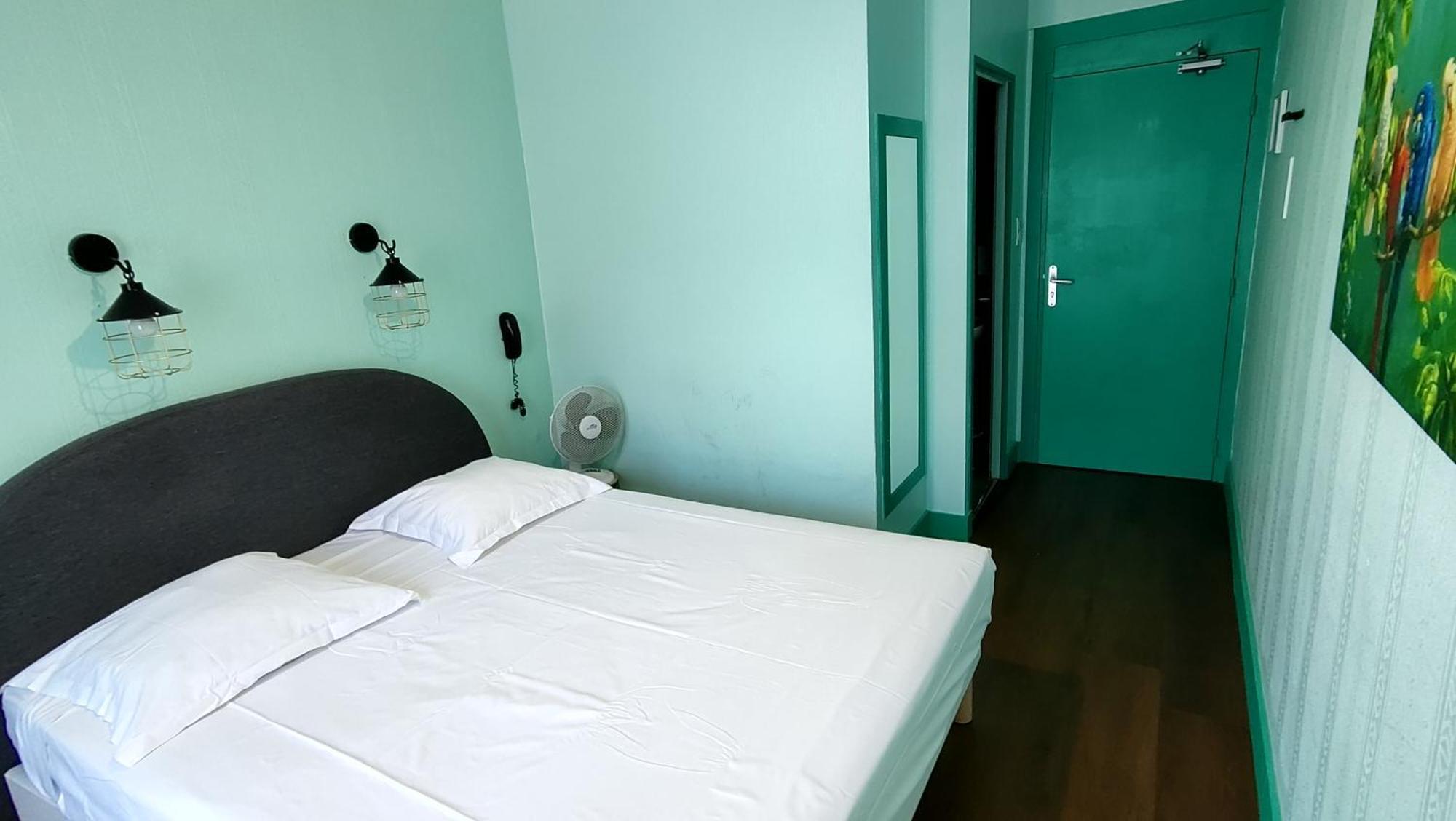 Hotel Le Colibri Aix-les-Bains Ngoại thất bức ảnh