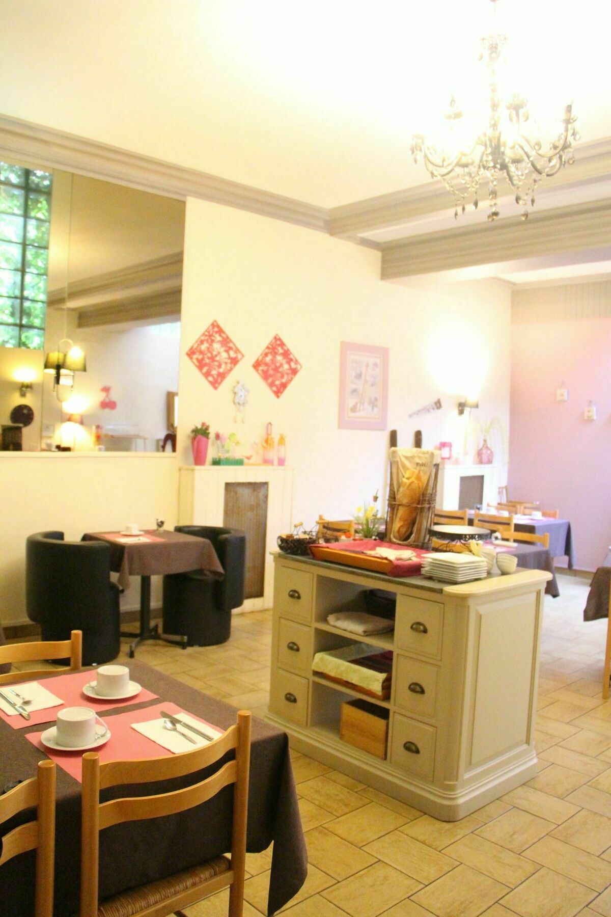 Hotel Le Colibri Aix-les-Bains Ngoại thất bức ảnh